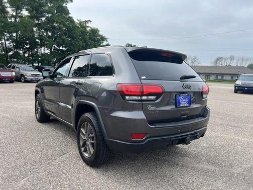 2016 Jeep Grand Cherokee Laredo