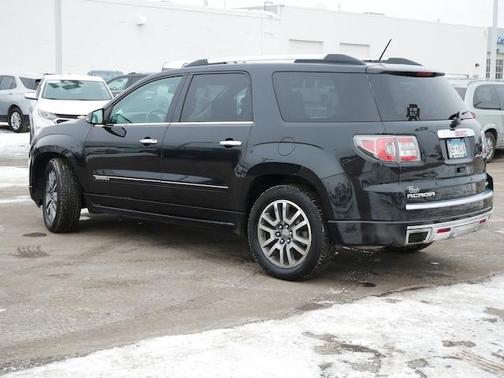 Photo 3 of 31 of 2014 GMC Acadia Denali