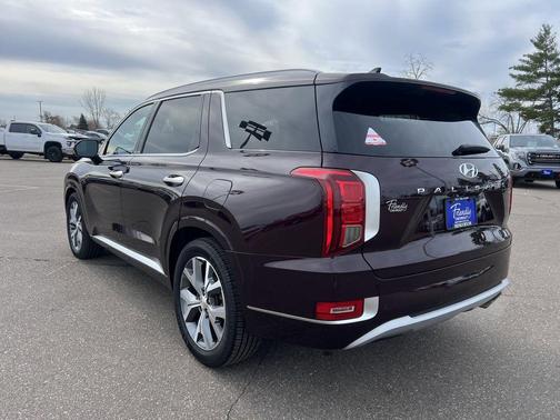 Burgundy 2022 Hyundai PALISADE Limited