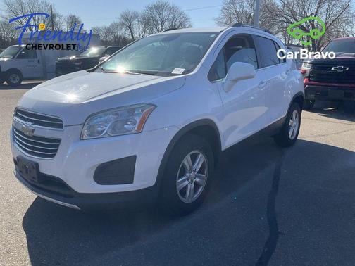 Summit White 2015 Chevrolet Trax LT
