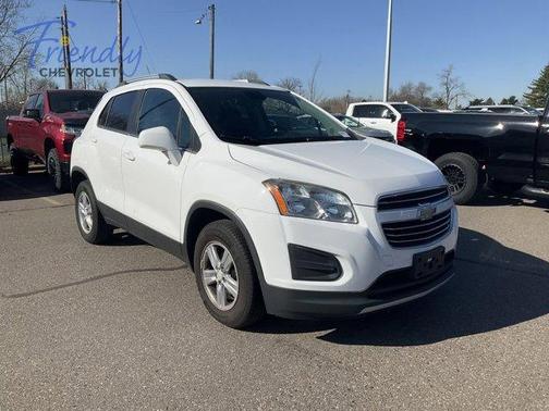 Summit White 2015 Chevrolet Trax LT