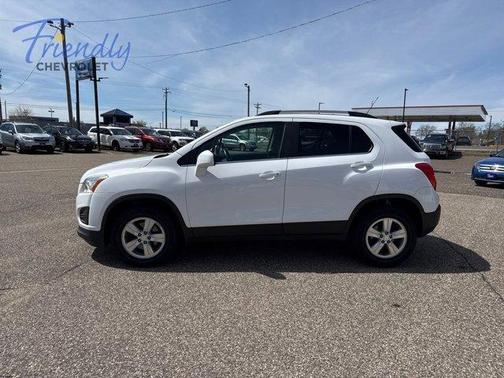 Summit White 2015 Chevrolet Trax LT