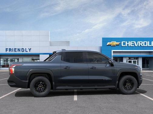 2025 Chevrolet Silverado EV LT