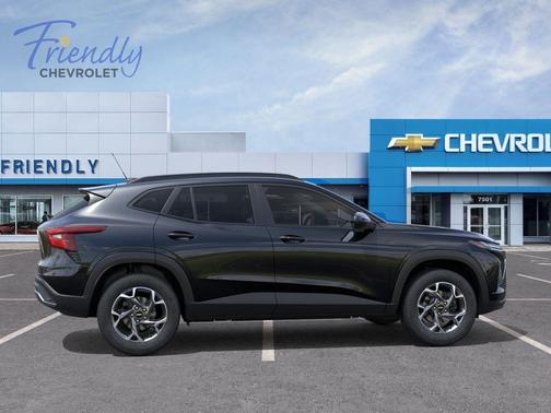 Mosaic Black Metallic 2026 Chevrolet Trax LT