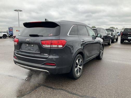2017 Kia Sorento EX