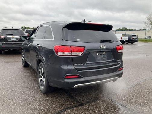 2017 Kia Sorento EX