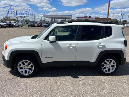 Alpine White 2017 Jeep Renegade Latitude