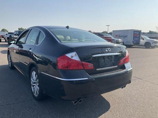 2010 INFINITI M35x Base