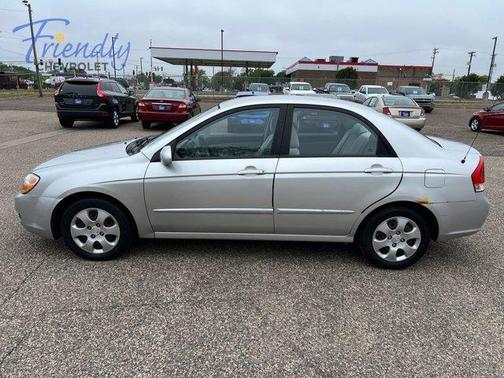 Bright Silver 2008 Kia Spectra LX