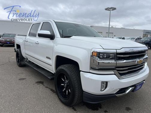 Iridescent Pearl Tricoat 2017 Chevrolet Silverado 1500 High Country