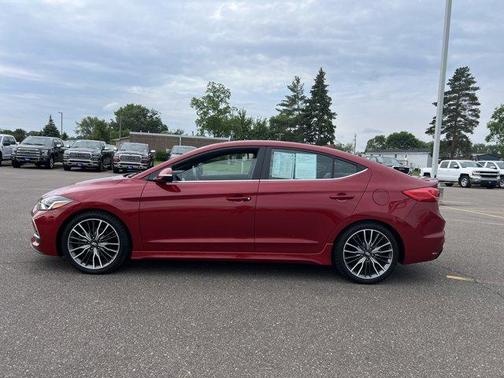 2018 Hyundai ELANTRA Sport