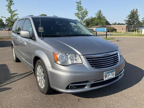 2014 Chrysler Town & Country Touring