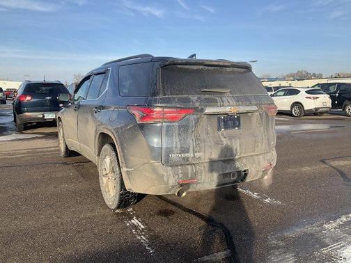 2022 Chevrolet Traverse LT Cloth