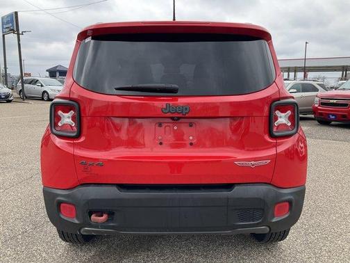 2016 Jeep Renegade Trailhawk
