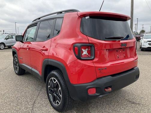 2016 Jeep Renegade Trailhawk