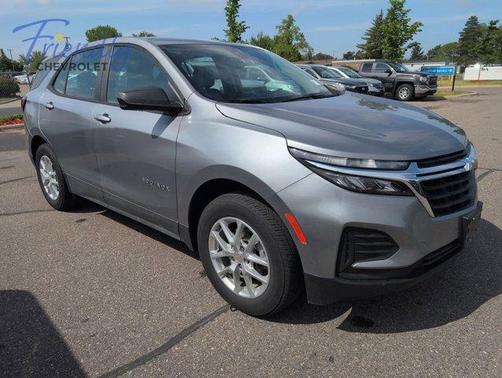 Sterling Gray Metallic 2023 Chevrolet Equinox LS