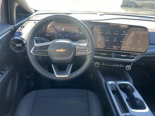 2026 Chevrolet Equinox EV LT 1
