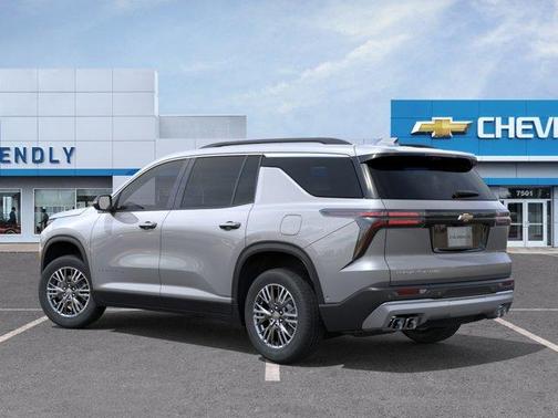 Sterling Gray Metallic 2026 Chevrolet Traverse LT