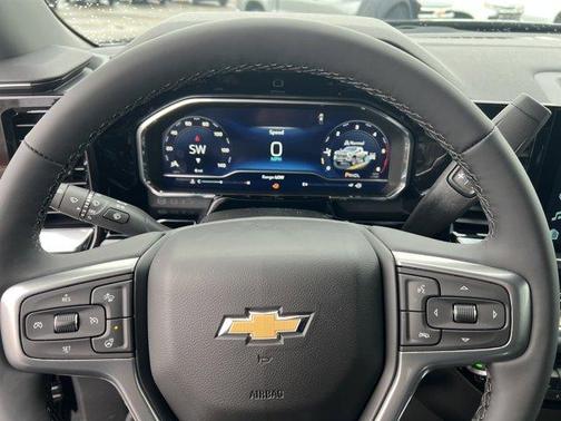 2025 Chevrolet Silverado 3500 LT