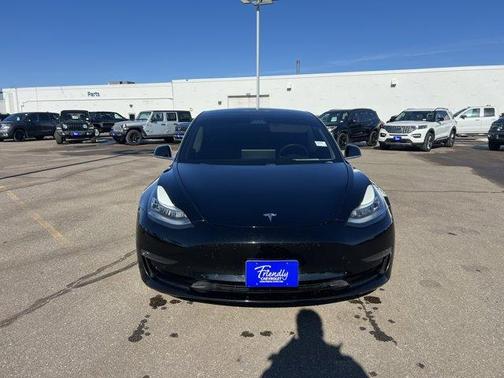 2020 Tesla Model 3 Long Range