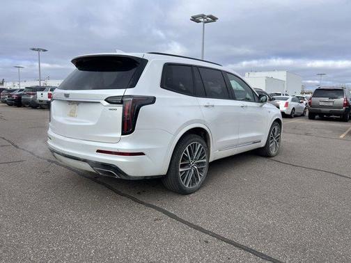 2022 Cadillac XT6 Sport AWD