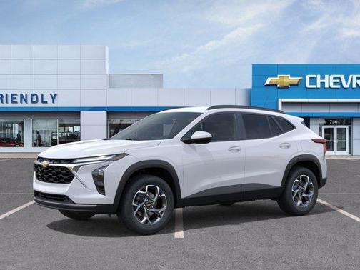 Summit White 2026 Chevrolet Trax LT