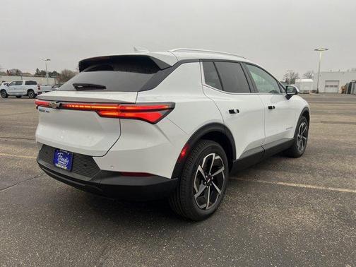 2026 Chevrolet Equinox EV LT 2