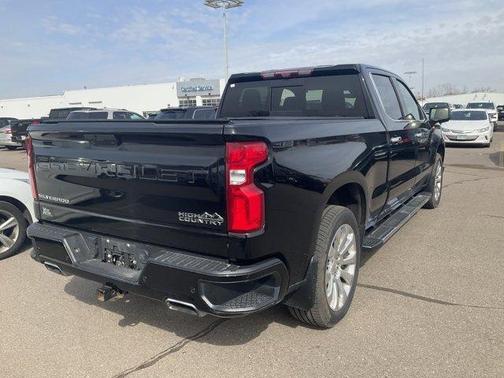 Black 2021 Chevrolet Silverado 1500 High Country