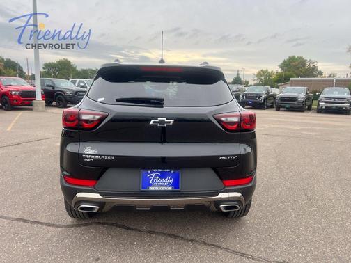 Mosaic Black Metallic 2024 Chevrolet Trailblazer ACTIV