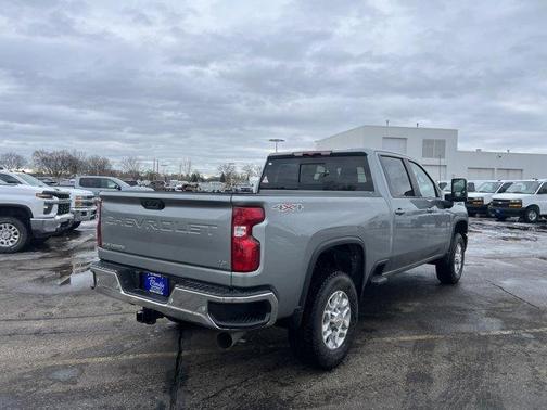 2026 Chevrolet Silverado 3500 LT