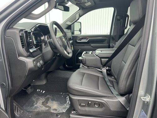 2026 Chevrolet Silverado 3500 LT