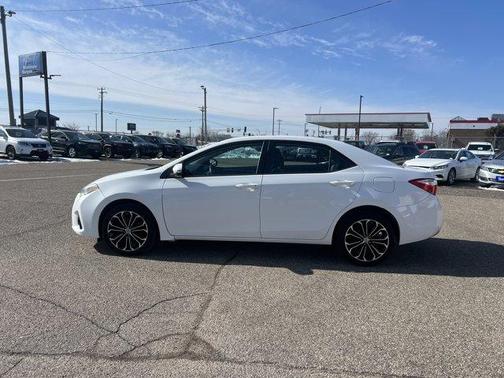 2015 Toyota Corolla S Plus