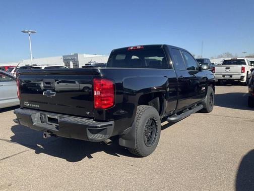 Black 2018 Chevrolet Silverado 1500 LT