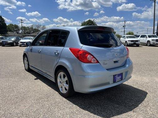 2012 Nissan Versa 1.8 SL