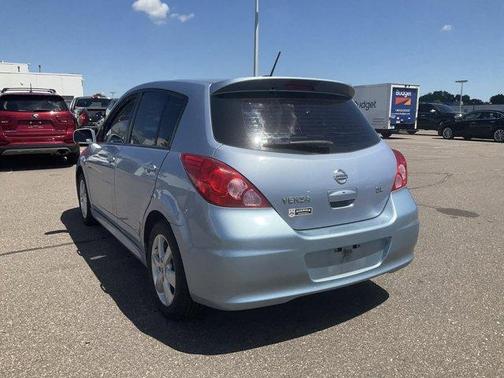 2012 Nissan Versa 1.8 SL