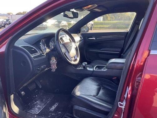 2014 Chrysler 300C Base