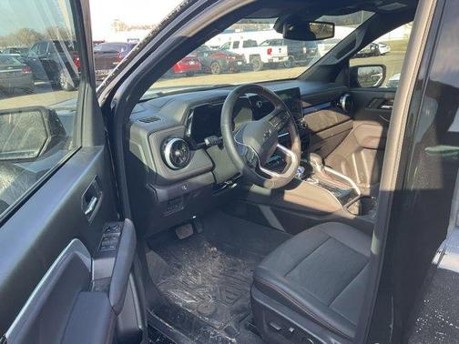 Black 2025 Chevrolet Colorado Z71