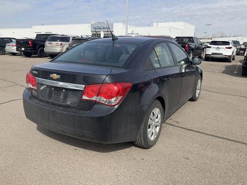 Black Granite Metallic 2013 Chevrolet Cruze LS