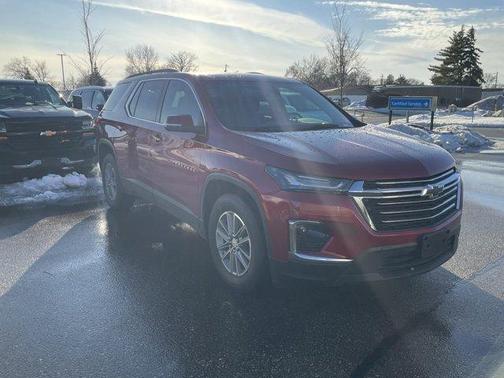2023 Chevrolet Traverse LT Cloth