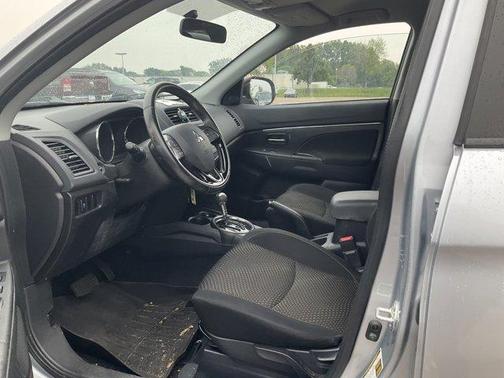 2016 Mitsubishi Outlander Sport 2.0 ES