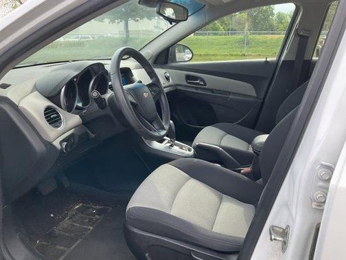 2013 Chevrolet Cruze LS