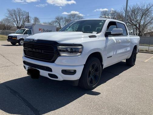 Bright White Clearcoat 2020 RAM 1500 Big Horn