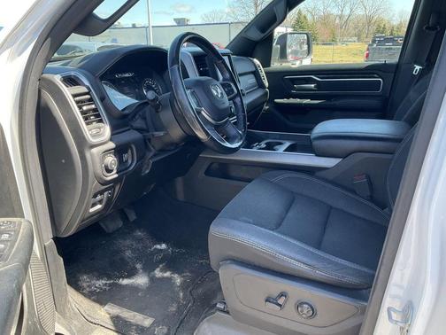 Bright White Clearcoat 2020 RAM 1500 Big Horn