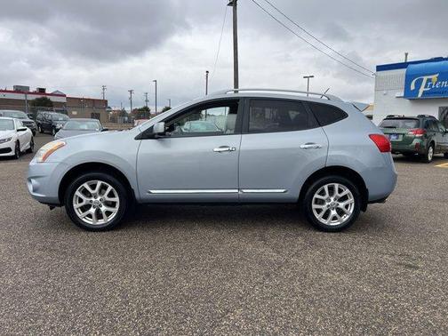 2011 Nissan Rogue SV