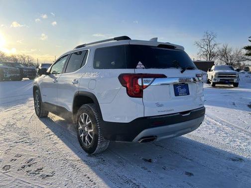 2020 GMC Acadia SLT