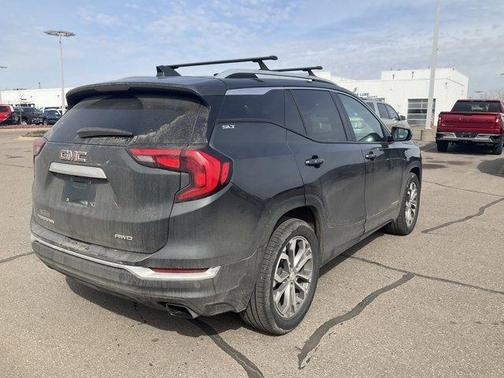 Graphite Gray Metallic 2018 GMC Terrain SLT