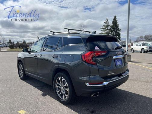 Graphite Gray Metallic 2018 GMC Terrain SLT