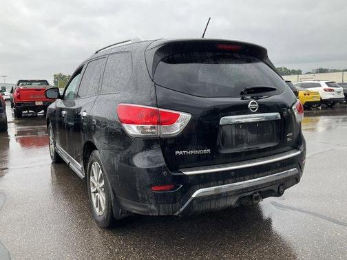 2015 Nissan Pathfinder SL