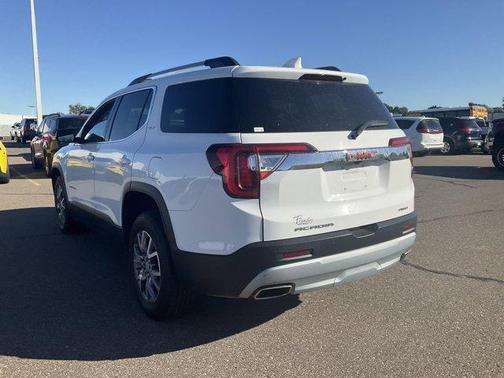2021 GMC Acadia SLT