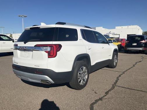 2021 GMC Acadia SLT